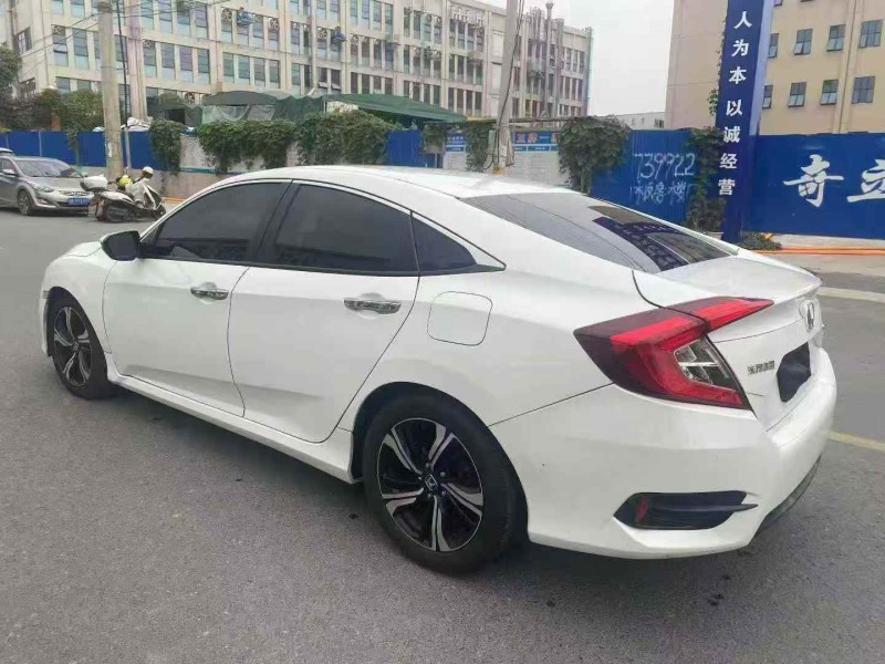 怀化16年本田思域8