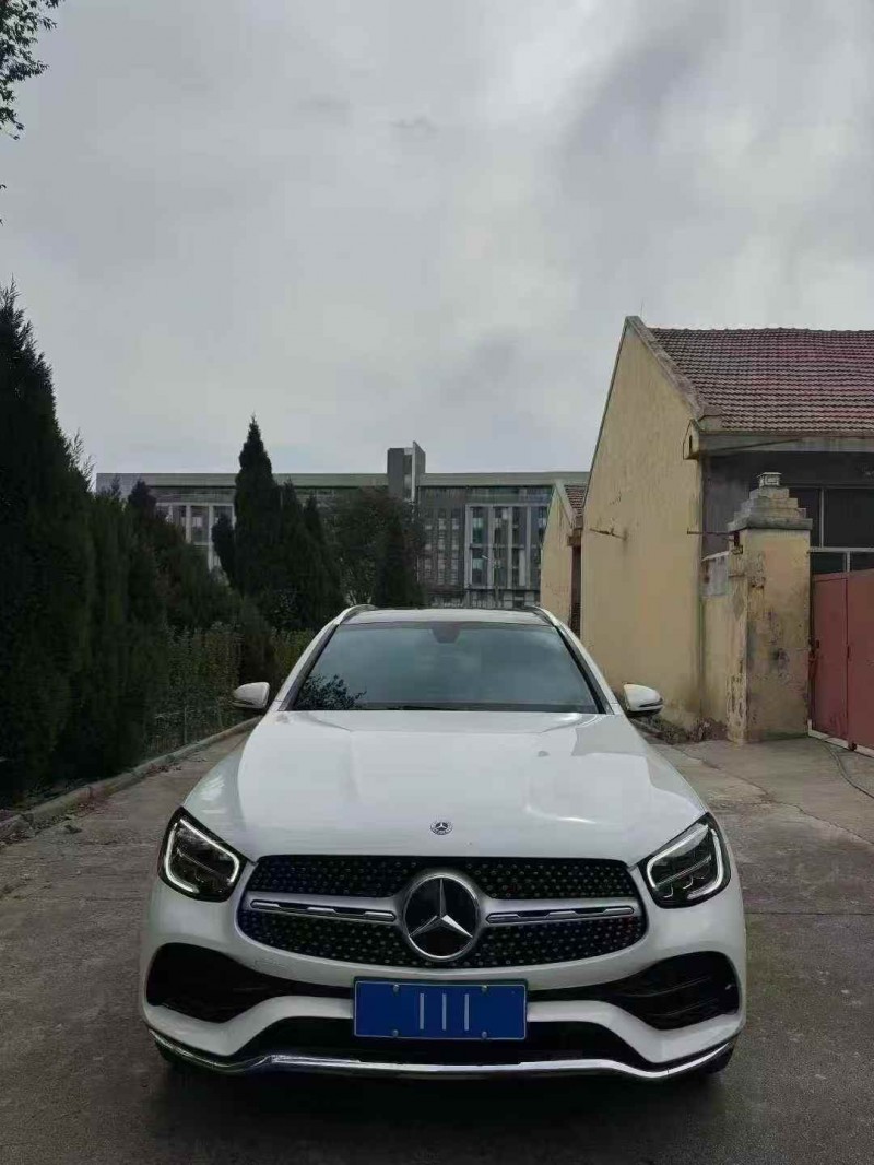 东营22年奔驰GLC1