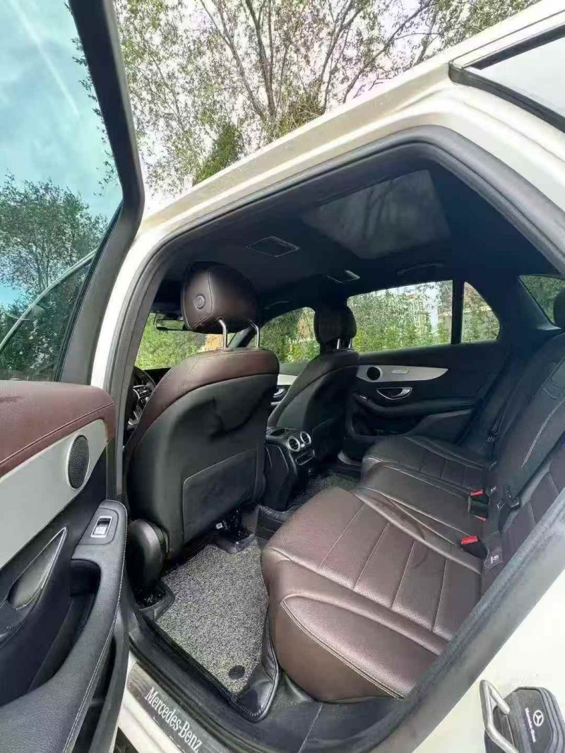 东营22年奔驰GLC5