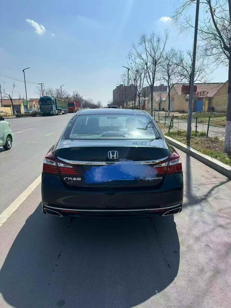 枣庄17年本田雅阁8