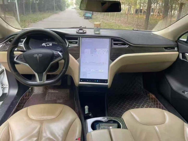 烟台15年特斯拉MODEL S6