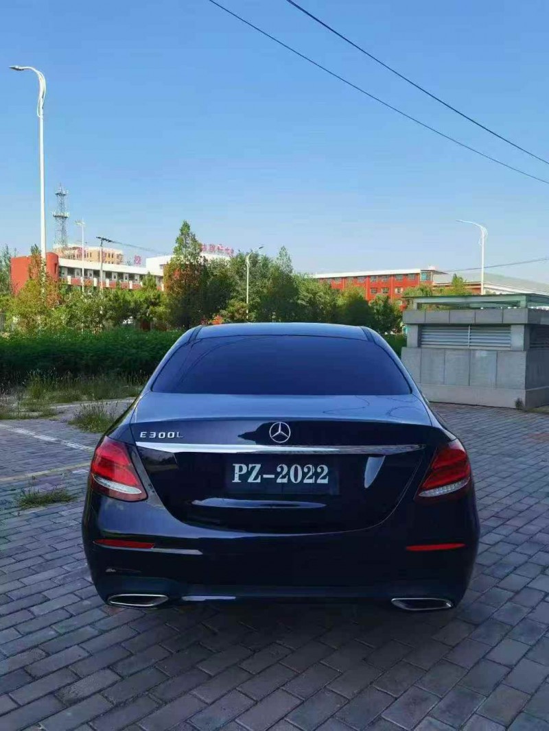 丹东17年奔驰E9