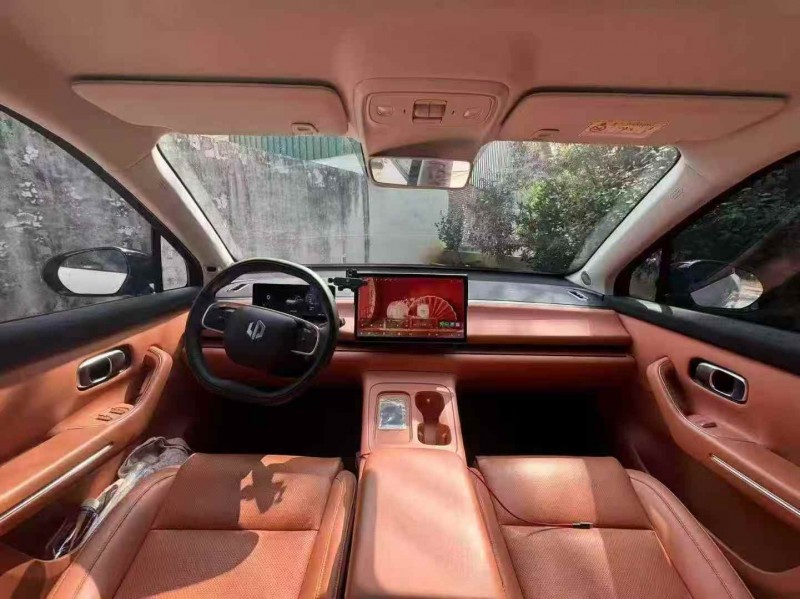 汕头24年零跑汽车C105