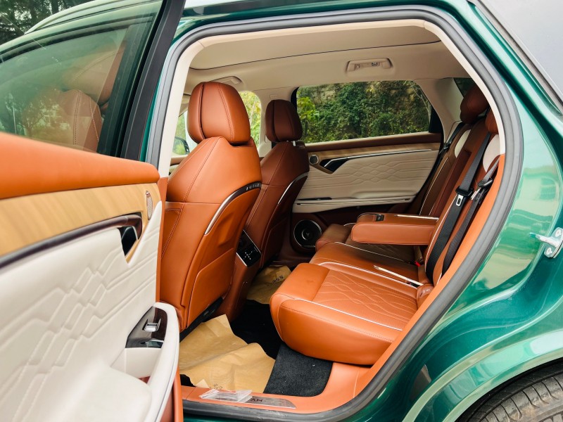 烟台24年岚图汽车FREE6