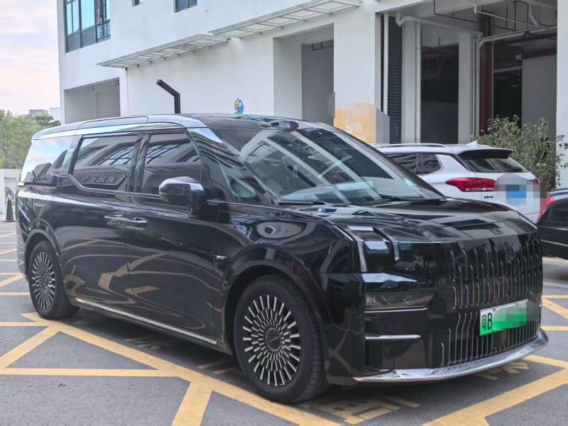 深圳25年极氪汽车0092