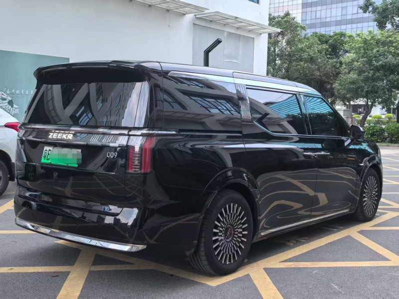 深圳25年极氪汽车0098