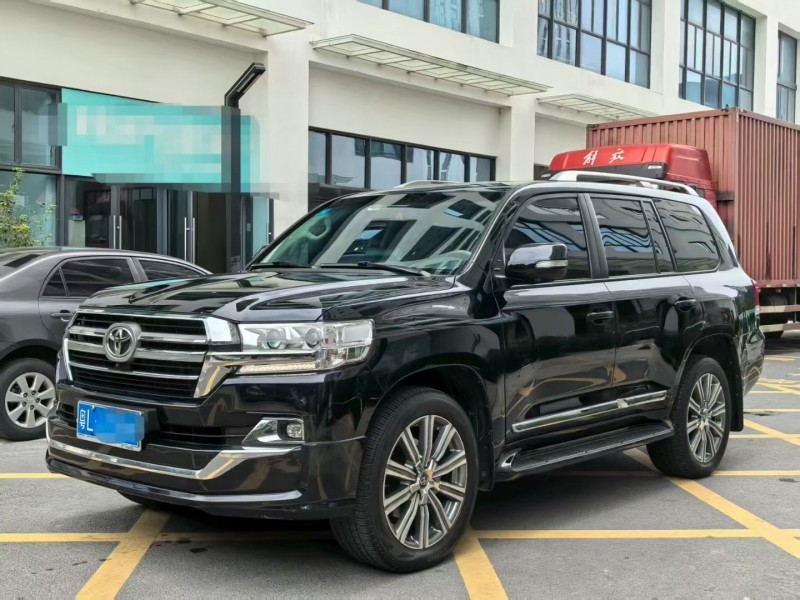 深圳18年丰田兰德酷路泽2