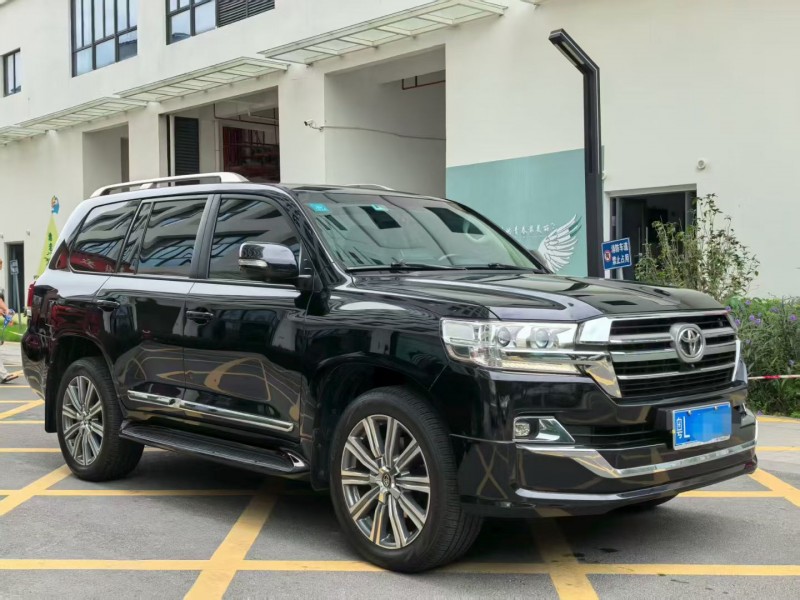 深圳18年丰田兰德酷路泽3