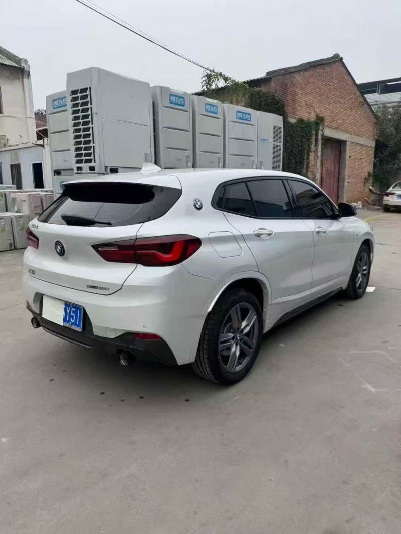 开封23年宝马X28