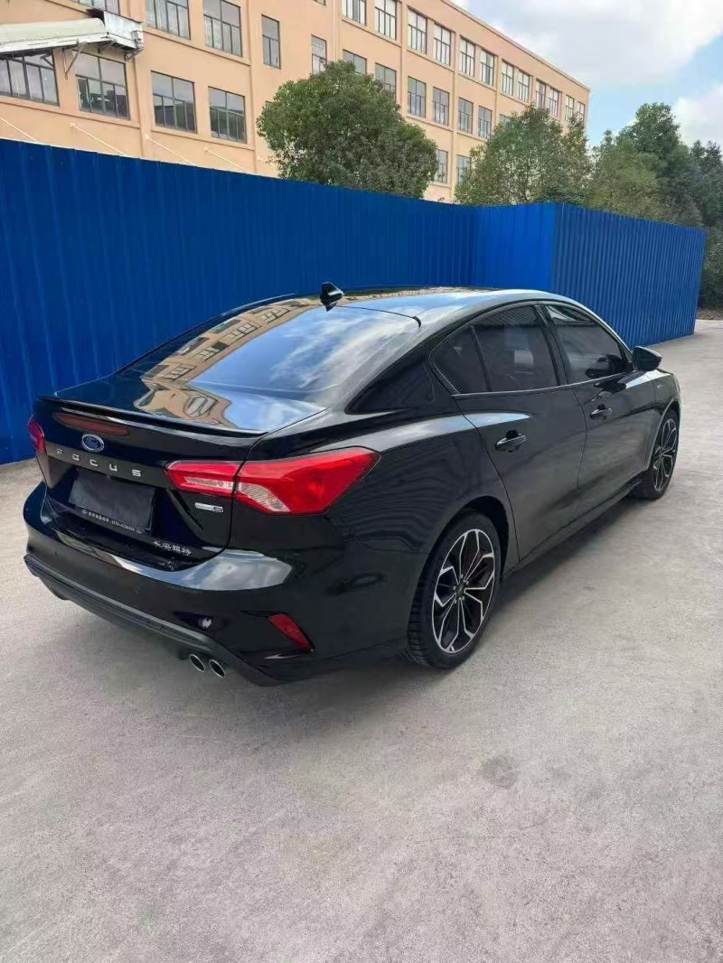 温州20年福特福克斯7