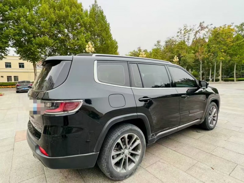 日照18年Jeep指挥官9