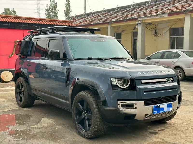 淄博22年路虎卫士3