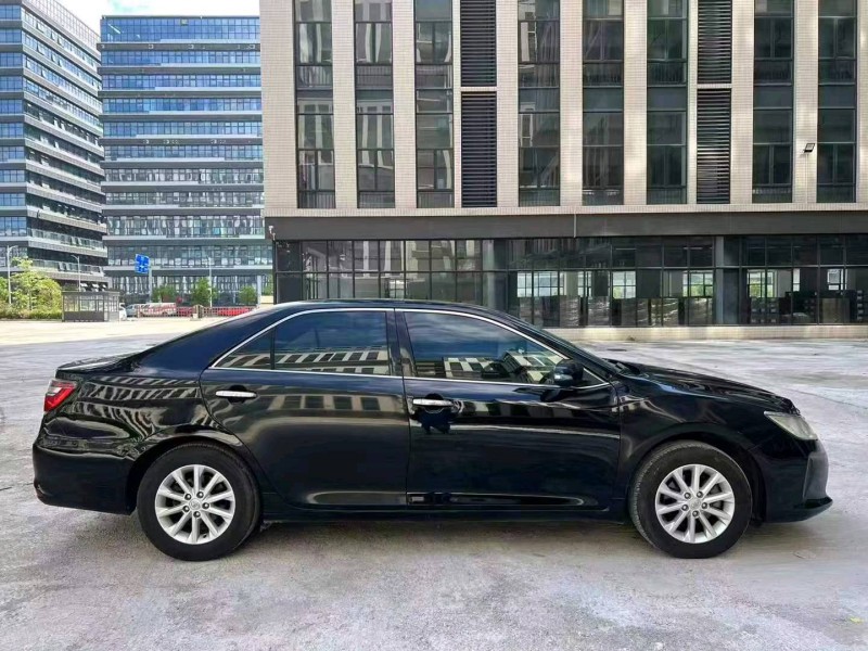 广州15年丰田凯美瑞6