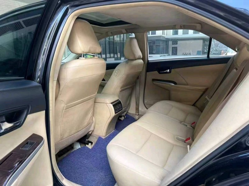 广州15年丰田凯美瑞7