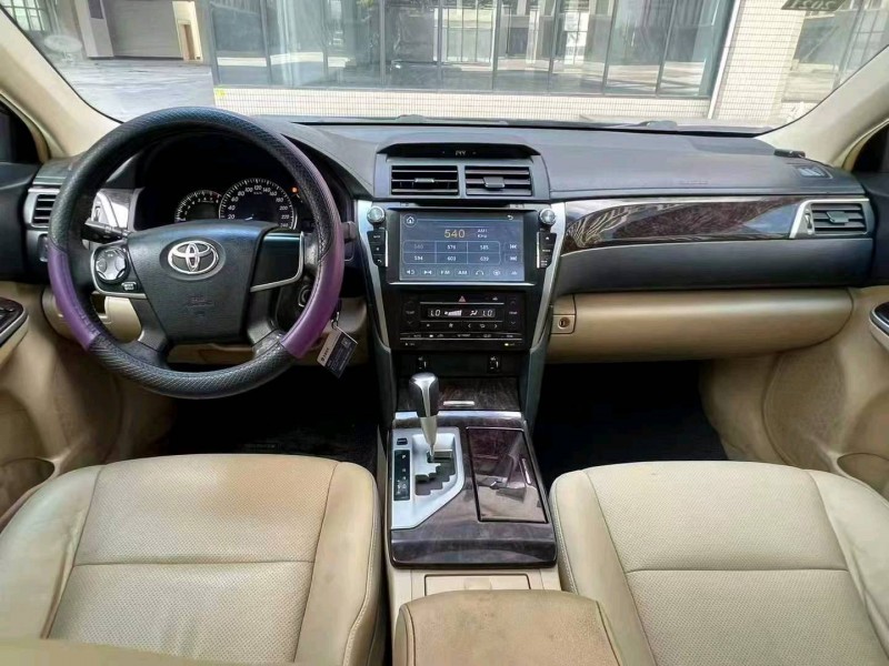 广州15年丰田凯美瑞9