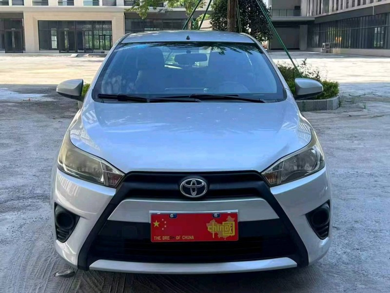 广州14年丰田YARiS L 致炫1