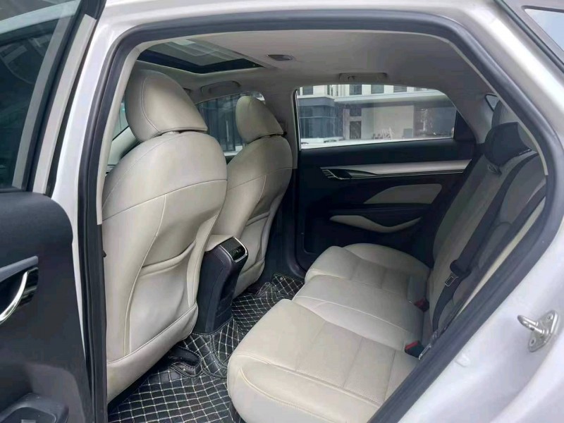 广州19年吉利缤瑞6