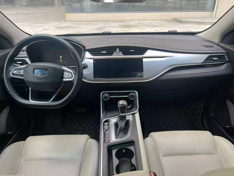 广州19年吉利缤瑞8