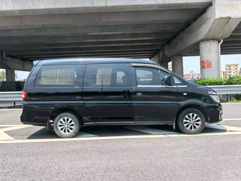 广州20年东风菱智4