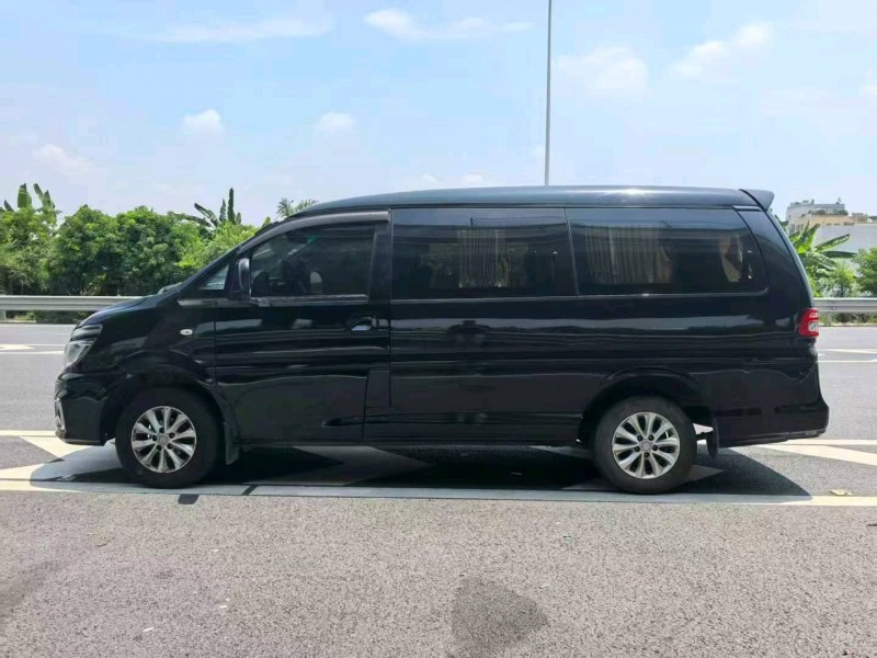 广州20年东风菱智6