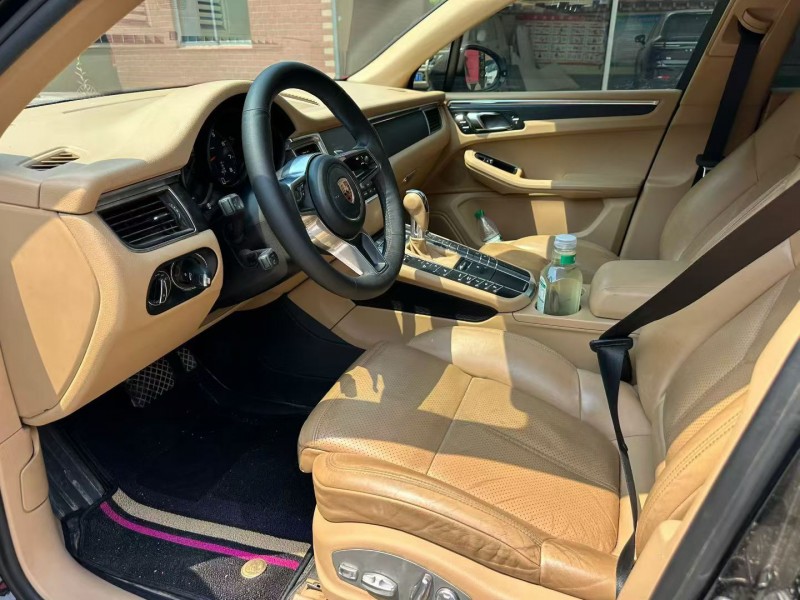 淄博17年保时捷Macan4