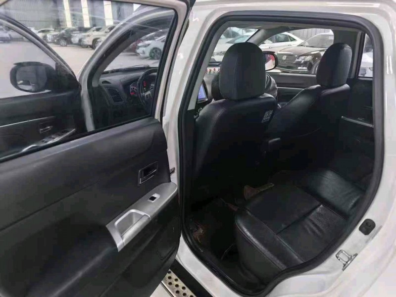 菏泽16年三菱劲炫3