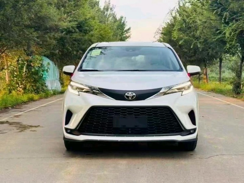 常州25年丰田格瑞维亚1