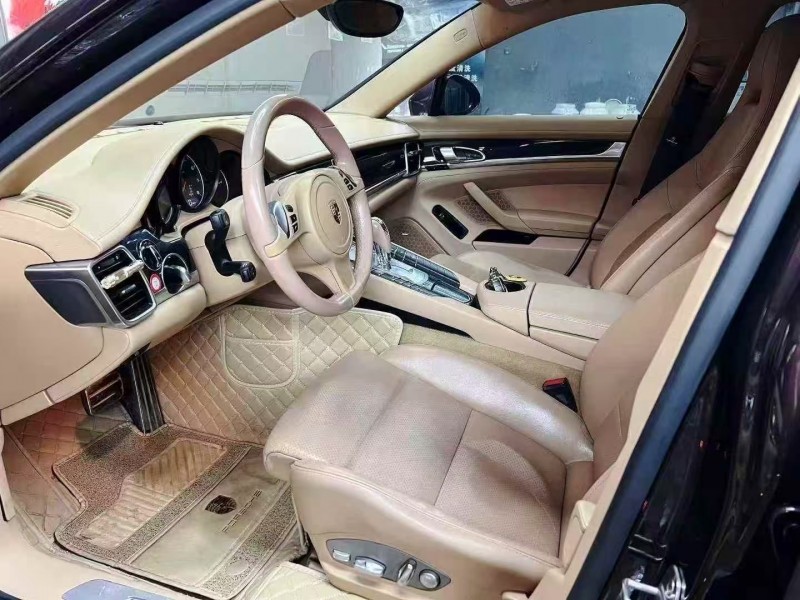 东营14年保时捷帕拉梅拉7