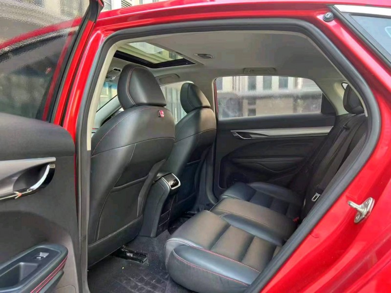 广州19年吉利缤瑞8