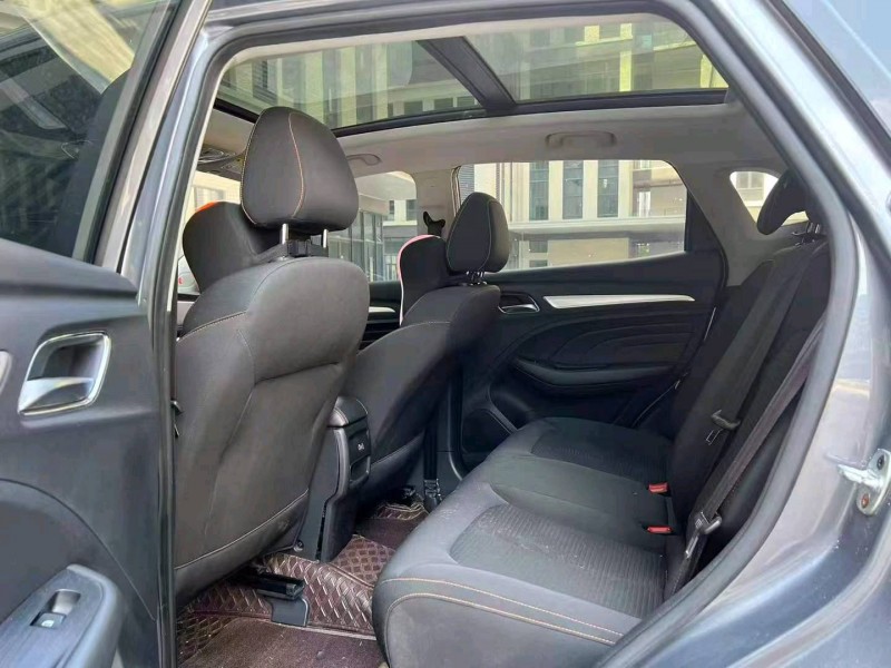 广州23年荣威RX37