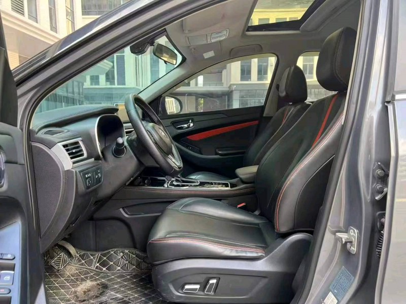 广州21年东风风光8