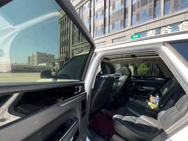 沧州17年众泰T7007