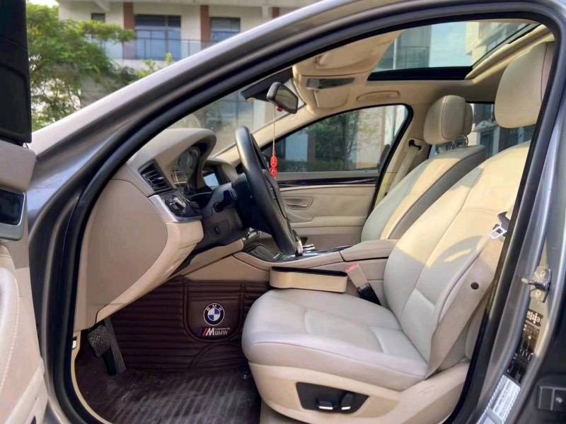 广州11年宝马5系9