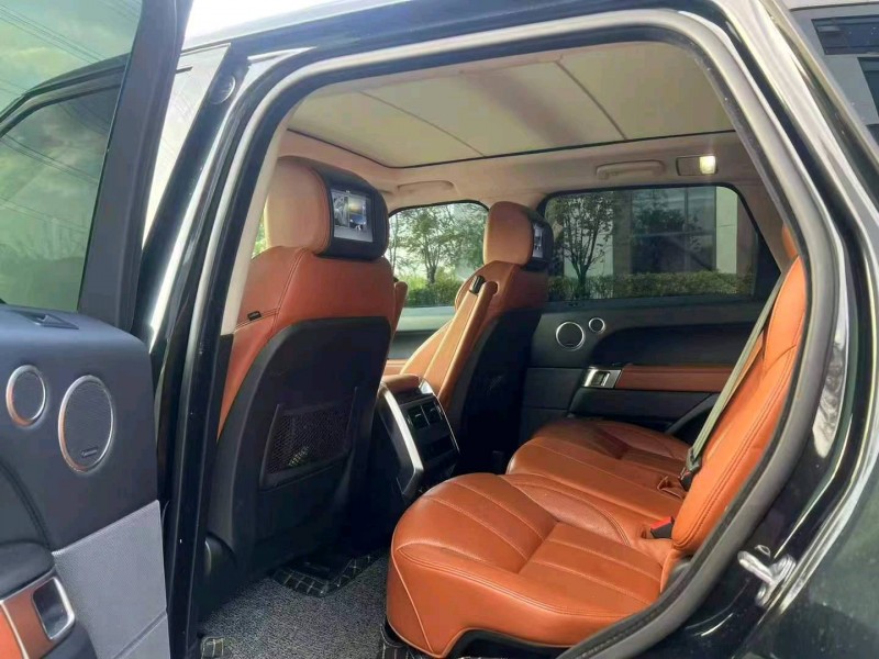 广州17年路虎揽胜运动7