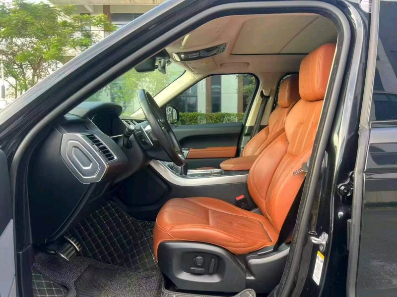 广州17年路虎揽胜运动9