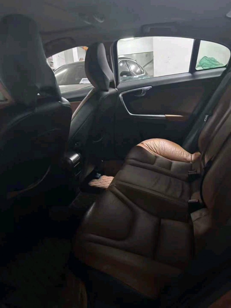 广州12年沃尔沃S60L3