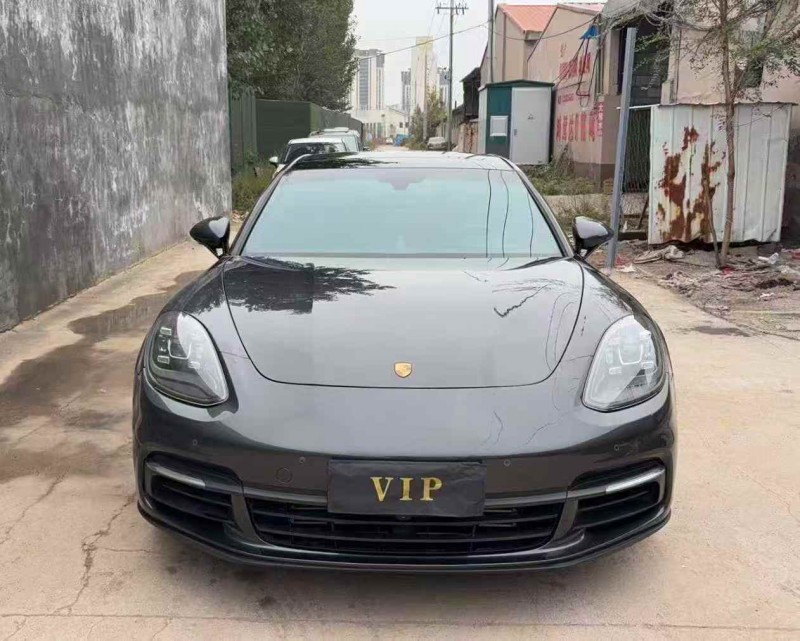 枣庄18年保时捷帕拉梅拉1