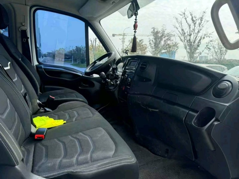 宿迁22年依维柯欧胜9