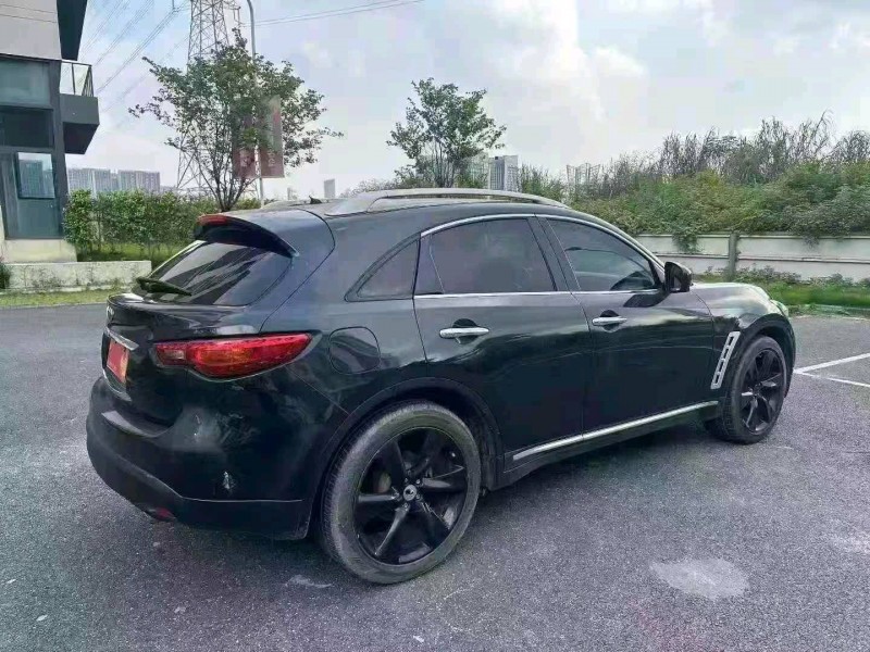 广州11年英菲尼迪FX356