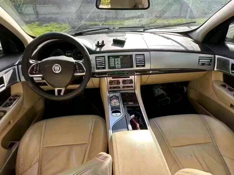 广州14年捷豹XF7