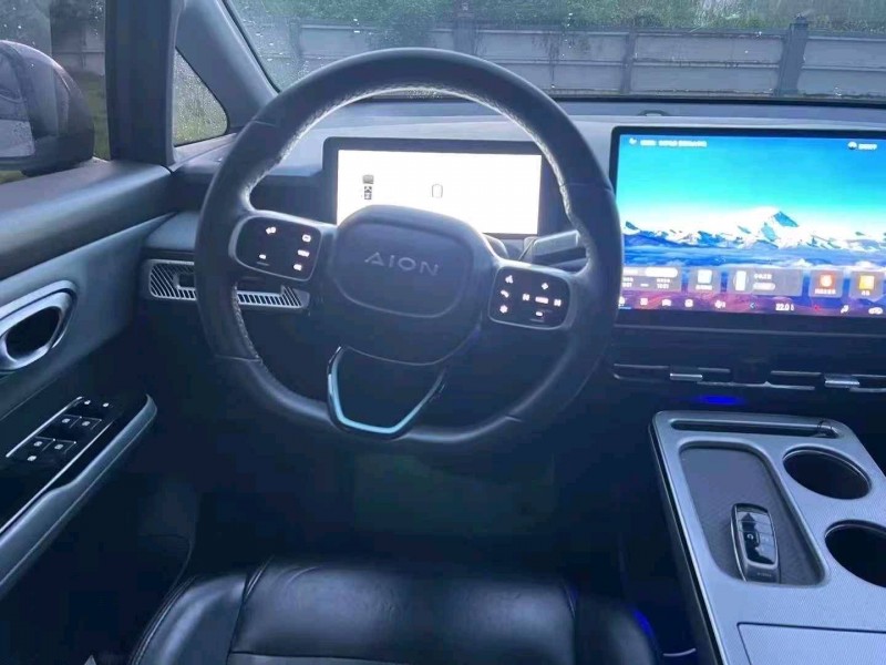 广州23年传祺埃安Y8