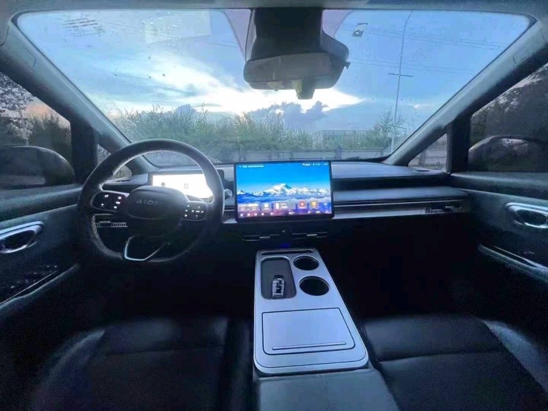 广州23年传祺埃安Y9