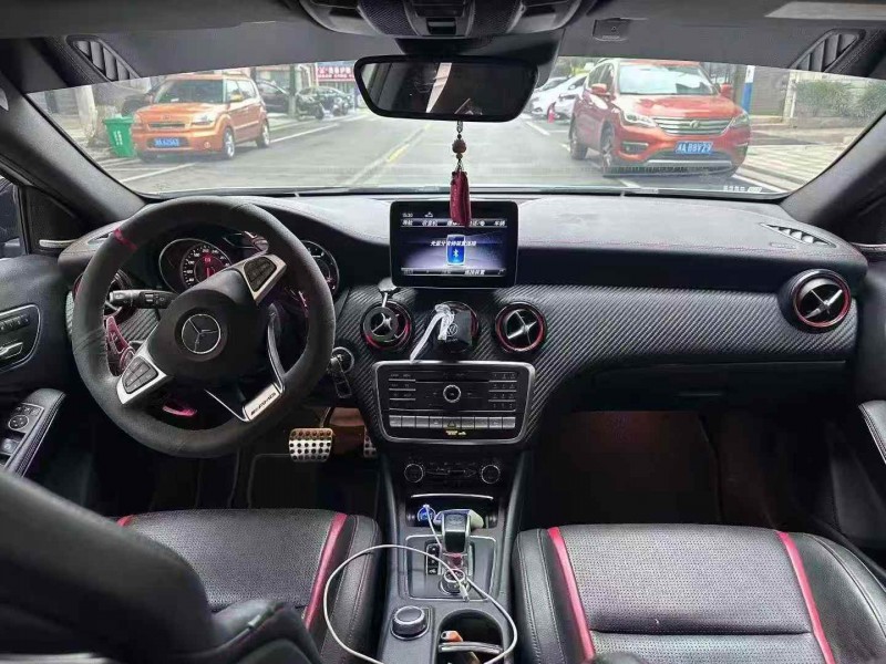 湘潭19年奔驰AMG5