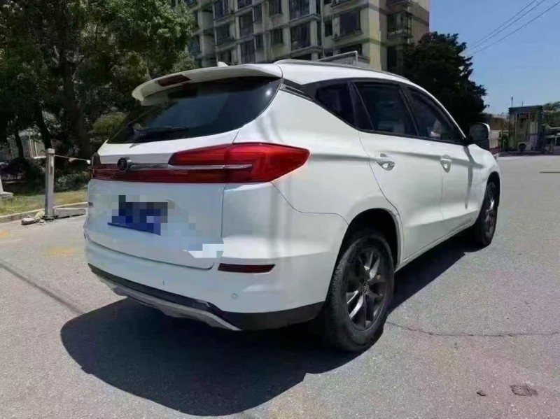 菏泽20年比亚迪宋8