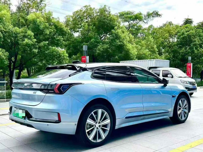 广州22年极氪汽车0017