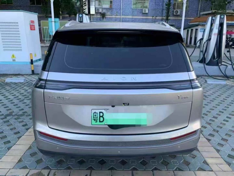 广州24年传祺埃安Y8