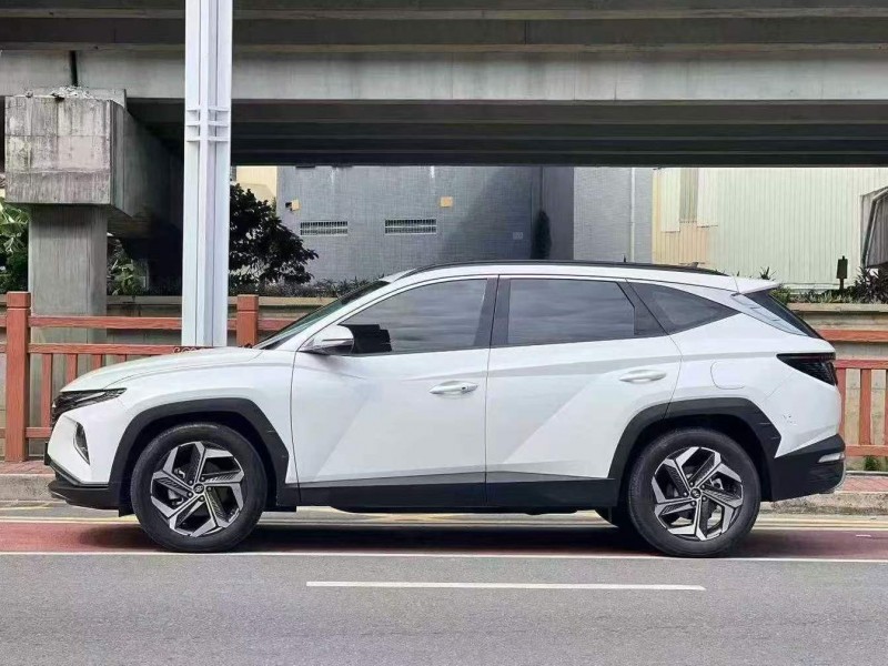 广州23年现代途胜7