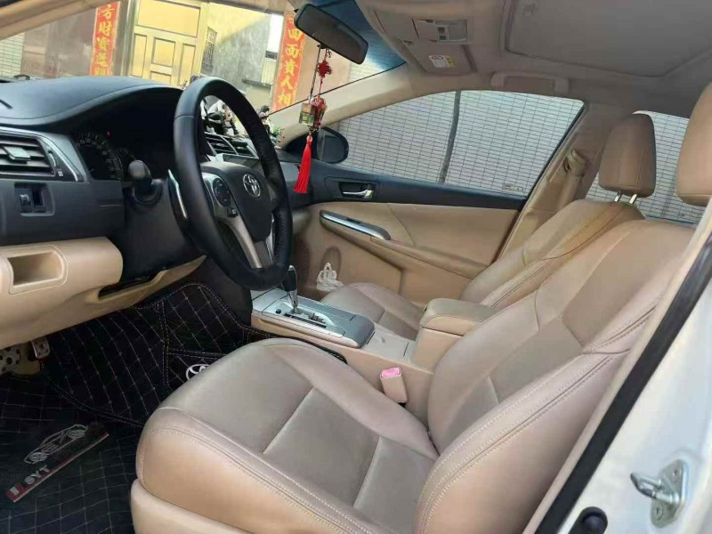 广州12年丰田凯美瑞6