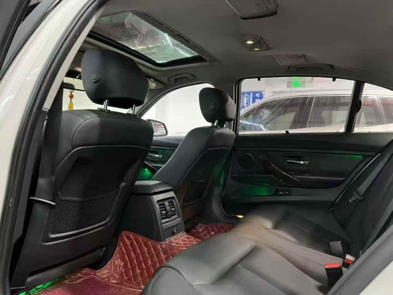 广州13年宝马3系7