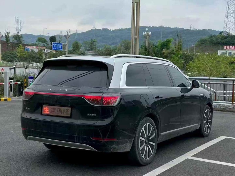 重庆24年华为智选问界7